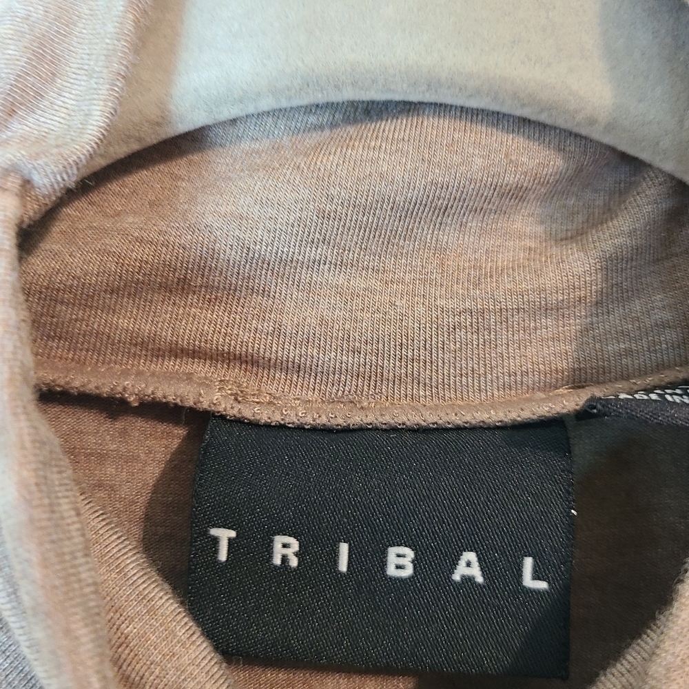 Tribal Mock Top - Picture 5 of 6